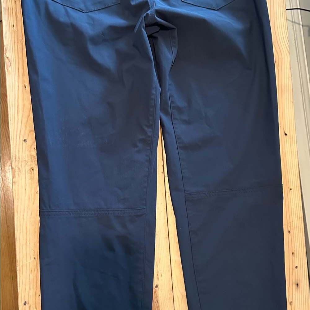 Men’s Casual Athletic Pants - 32 Waist